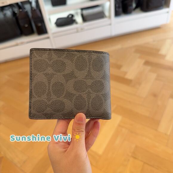 NWT Coach Men's 3-In-1 WalletIn Signature Canvas With Patches CCG27 Grey Multi - Picture 6 of 6